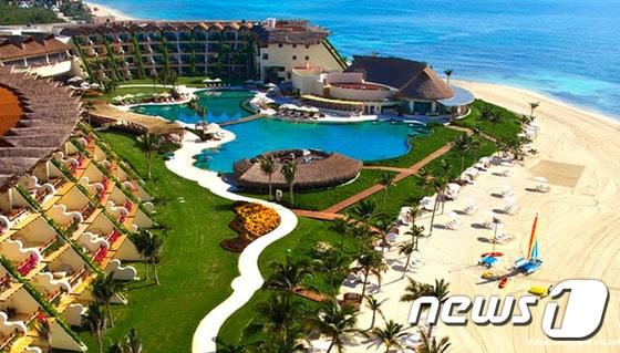 본문 이미지 - 카리브해와 함께 정글 액티비티를 즐길 수 있는 허니문 여행지 칸쿤 그랜드 벨라스 리조트를 소개한다. 사진 제공/ 허니문리조트 ⓒ News1