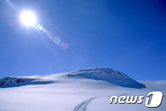 본문 이미지 - 영화 '겨울왕국'의 실제 배경인 노르웨이. 사진 출처/ 노르웨이 관광청 ⓒ News1