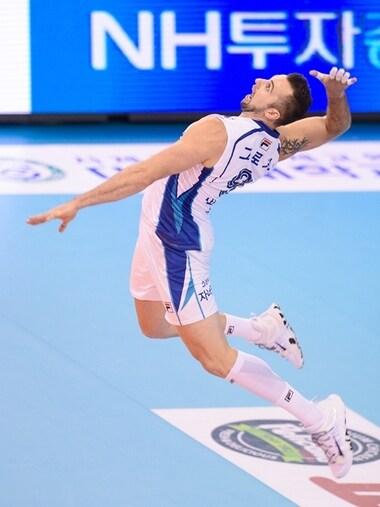 본문 이미지 - 삼성화재 그로저의 강력한 서브가 올스타전에서 가장 관심을 모으고 있다. (KOVO 제공). ⓒ News1