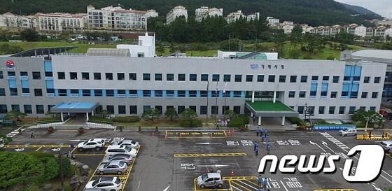 본문 이미지 - 거제시청  전경  (거제시 제공)  ⓒ News1  서용찬  기자