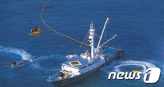 본문 이미지 - 참치선망 원양어선/사진=동원산업 홈페이지 갈무리ⓒ News1