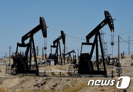 본문 이미지 - 미국 캘리포니아주 유전지대. ⓒ AFP=뉴스1