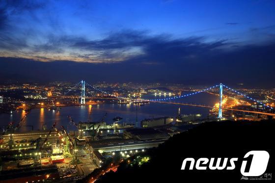본문 이미지 - 울산대교 전경. <사진제공=울산시> ⓒ News1