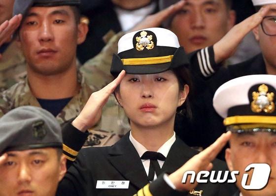 본문 이미지 - 최태원 SK그룹 회장 차녀 최민정씨. 2015.12.23/뉴스1 ⓒ News1 이승배 기자