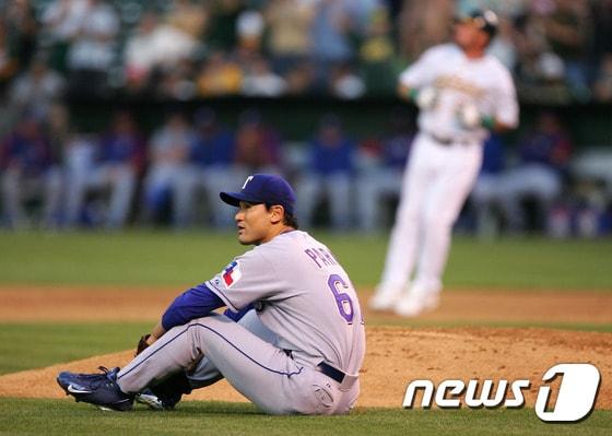 본문 이미지 - 박찬호가 스포팅뉴스 선정 역대 최악의 FA 이적 11위에 올랐다. ⓒ AFP=News1
