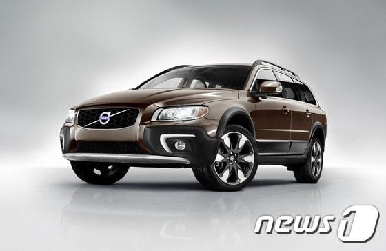 본문 이미지 - 볼보자동차 왜건형 CUV XC70(볼보자동차코리아 제공)ⓒ News1