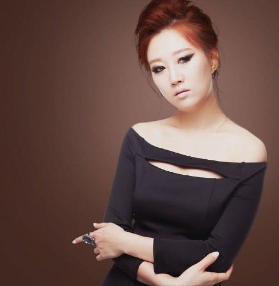 본문 이미지 - 가수 장윤정