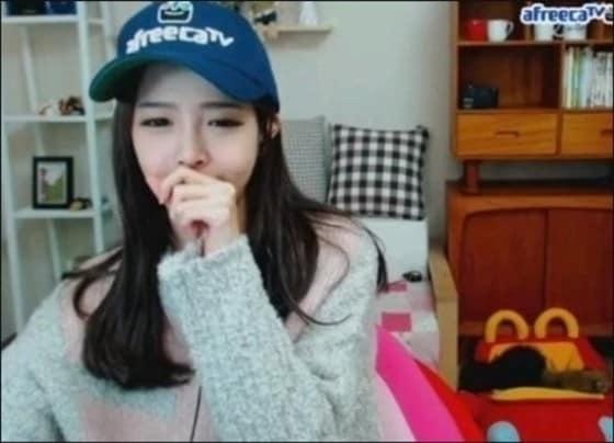 본문 이미지 - BJ엣지 아프리카 방송 캡처