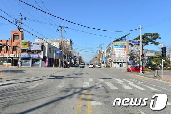 본문 이미지 - 전북 익산시가 영등동과 부송동 일원 고압송전선로 지중화 공사를 추진한다. DB사진.ⓒ News1