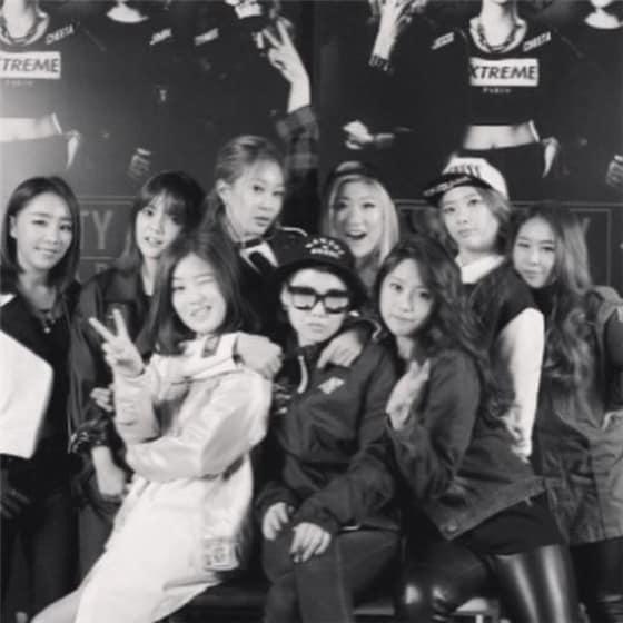 본문 이미지 - Mnet '언프리티랩스타'에 참여했던 9명의 래퍼들(육지담 페이스북)