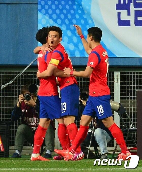 본문 이미지 - 오는 8월 중국에서 열리는 동아시안컵 일정이 확정됐다. 남자 한일전은 8월5일 열린다. ⓒ News1 DB