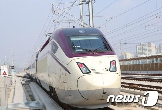본문 이미지 - 호남선 KTX 열차 ⓒ News1