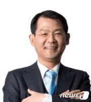 본문 이미지 - 강원기 오리온 대표이사 /사진 = 홈페이지 ⓒ News1