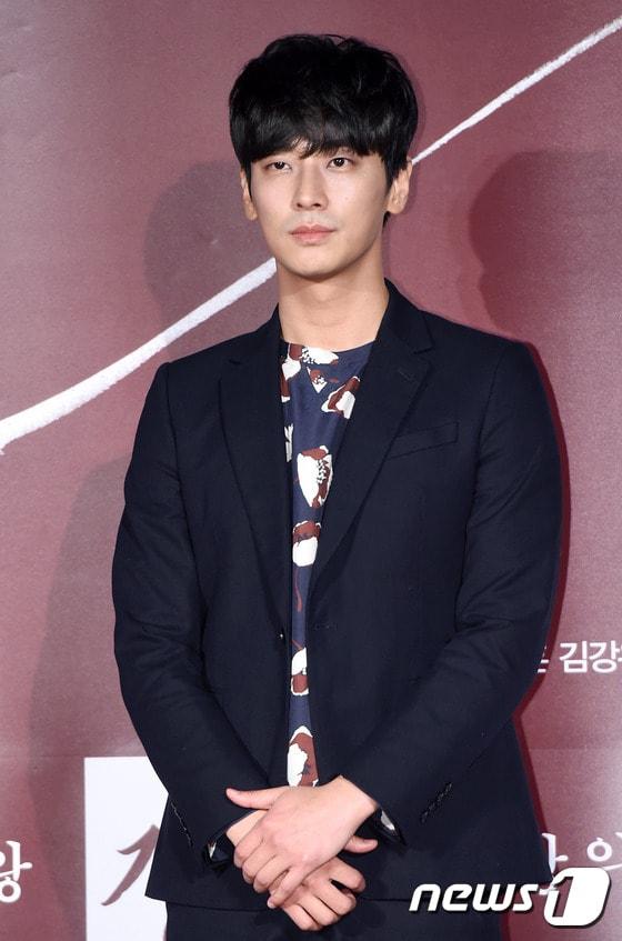 본문 이미지 - 14일 열린 영화 '간신' 제작발표회에 참석한 배우 주지훈. ⓒ News1 권현진 기자