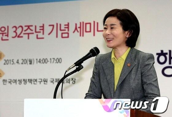 본문 이미지 - 김희정 여성가족부장관. / 뉴스1 ⓒ News1 