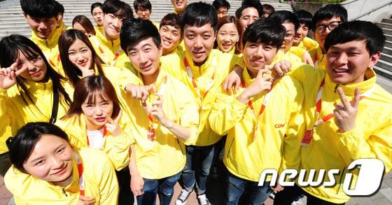 본문 이미지 - 전주국제영화제 자원봉사단체인 '지프지기'/뉴스1 DB