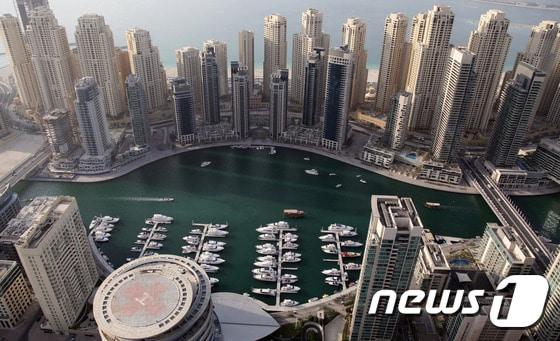 본문 이미지 - 지난 2012년 두바이 항만 조감 사진ⓒ AFP=News1