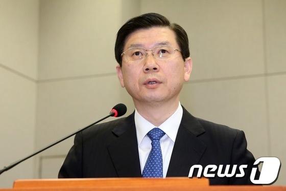 본문 이미지 - 박종준 대통령경호실 차장이 1일 서울 여의도 국회에서 열린 운영위원회 전체회의에 출석해 업무보고를 하고 있다. 2015.5.1/뉴스1 ⓒ News1 한재호 기자