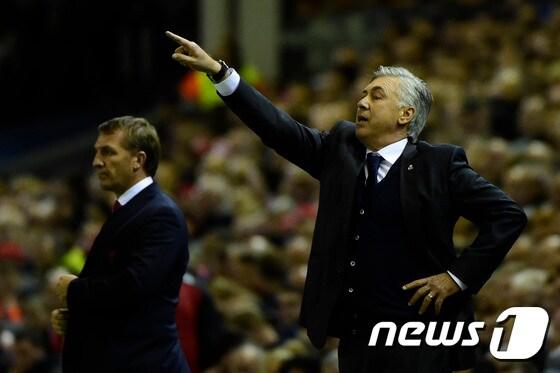 본문 이미지 - 카를로 안첼로티 감독이 레알 마드리드로부터 경질됐다.안첼로티 감독의 해임은 감독 연쇄 이동의 시작이 될 전망이다. ⓒ AFP=News1