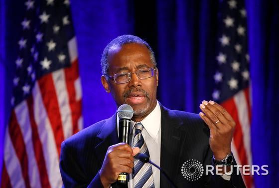 본문 이미지 - 저명한 신경외과 의사 출신이자 공화당 내 강경 보수파 '티파티'의 지지를 받고 있는 벤 카슨(63)이 내년 미국 대선에 출마하겠다고 3일(현지시간) 밝혔다. ⓒ 로이터=뉴스1