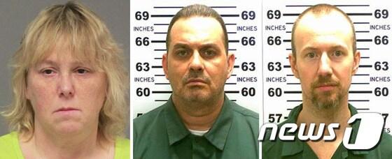 본문 이미지 - (왼쪽부터) 조이스 미첼, 리처드 맷, 데이비드 스웨트. ⓒ AFP=뉴스1