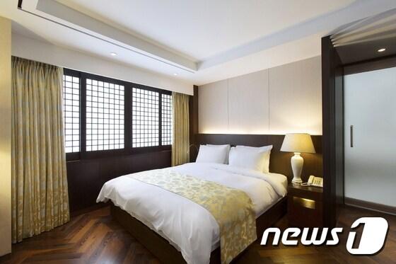 본문 이미지 - 코모도호텔의 로얄 스위트.<코모도호텔 제공>ⓒ News1