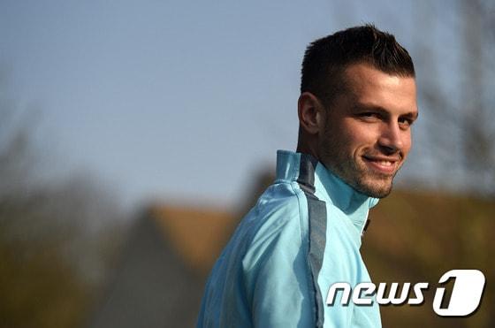 본문 이미지 - 맨유행이 임박한 슈나이덜린 ⓒ AFP=News1