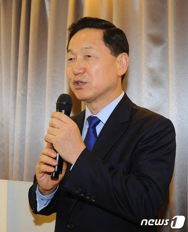 본문 이미지 - 김상곤 새정치민주연합 혁신위원장. ⓒ News1 이승배 기자