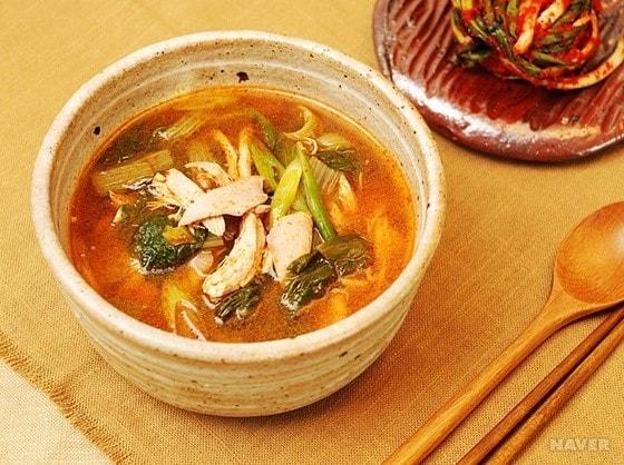 본문 이미지 - 닭개장(사진 및 레시피=농촌진흥청, 네이버)