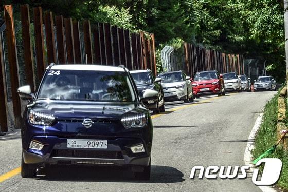 본문 이미지 - 쌍용자동차 티볼리 디젤 일반도로 주행모습(쌍용차 제공)ⓒ News1