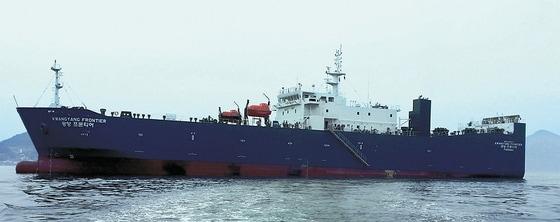 본문 이미지 - 3세대 코일·후판 겸용 로로선 '광양 프론티어호'. (사진 광양선박) ⓒ News1