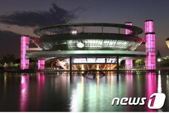 본문 이미지 - 세계광엑스포 주제관 야경(광주시 제공)ⓒ News1