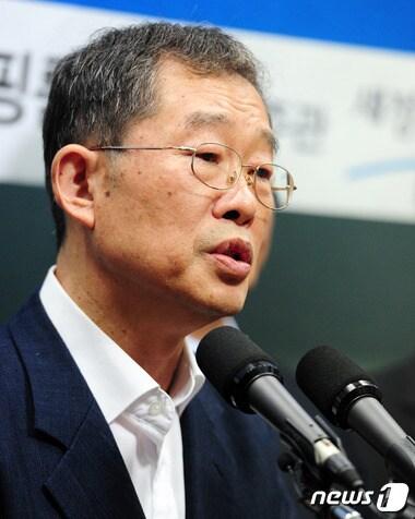 본문 이미지 - 이용득 더불어민주당 의원. ⓒ News1