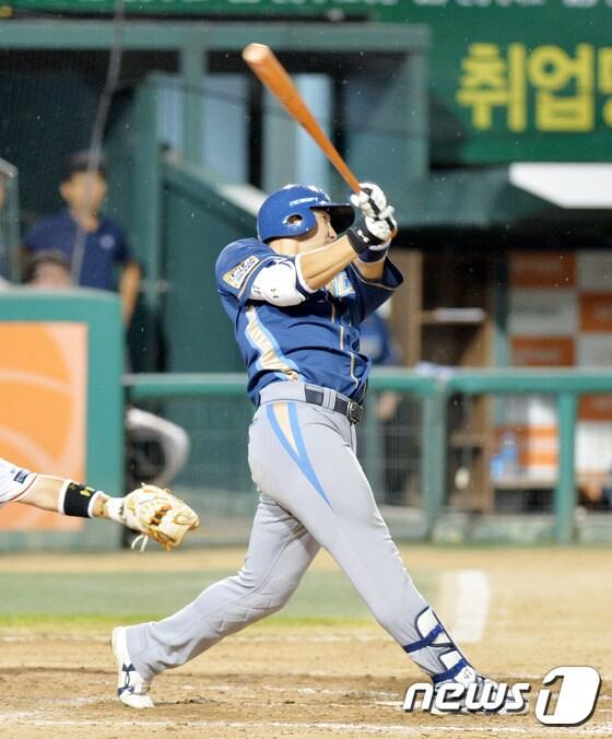 본문 이미지 - NC 다이노스 나성범. 2015.8.18/뉴스1 ⓒ News1 신성룡 기자