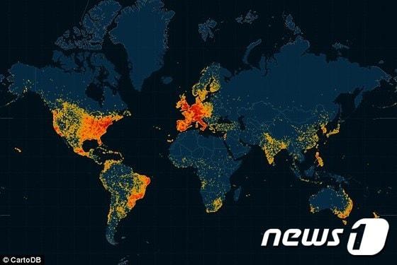 본문 이미지 - 애슐래매디슨 회원정보를 토대로 만들어진 불륜지도.(출처=CartoDB)ⓒ 뉴스1