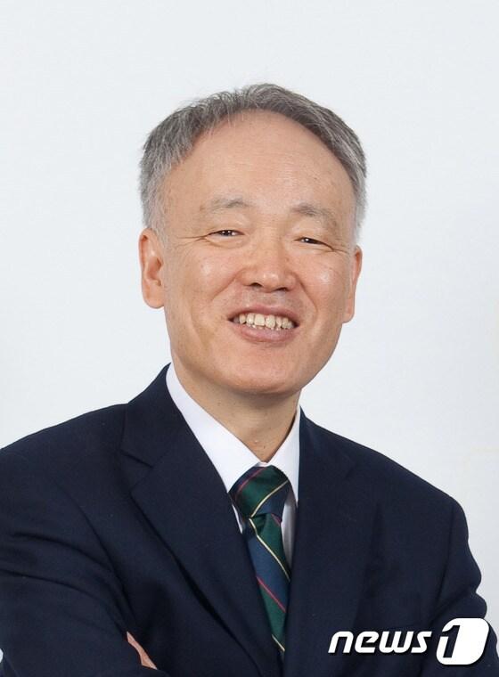 본문 이미지 - 경남대학교 식품생명학과 이동선 교수(경남대학교 제공)2015.8.27./뉴스1 / (부산ㆍ경남) 남경문 기자 ⓒ News1