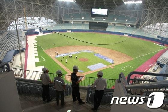 본문 이미지 - [자료] 서울 구로구에 위치한 고척 스카이돔. ⓒ News1