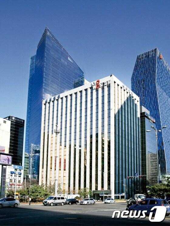 본문 이미지 - 교원 본사 전경. / 사진제공 = 교원그룹 ⓒ News1