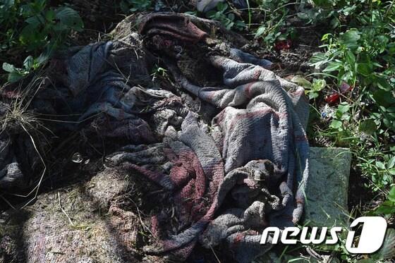 본문 이미지 - 2014년 10월 멕시코 게레로 지역에서 최소 6명이 매장된 집단 무덤이 발견됐다. ⓒAFP=뉴스1