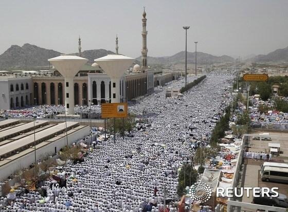 본문 이미지 - 하지를 맞아 메카를 찾은 이슬람 순례자들.ⓒ 로이터=뉴스1