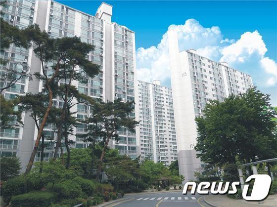 본문 이미지 - 인천 부평구의 한 아파트. (자료사진) ⓒ News1