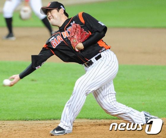 본문 이미지 - 잠수함투수 정대현이 선수로서 은퇴를 선언했다. ./뉴스1 ⓒ News1 황희규 기자