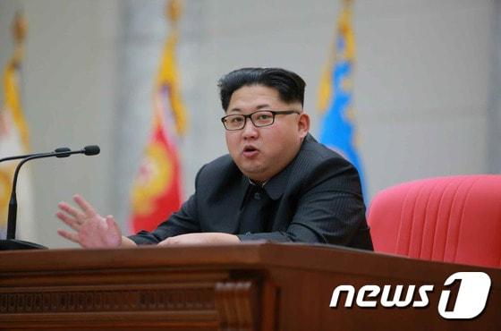 본문 이미지 - 김정은 북한 노동당 제1비서. (노동신문) 2016.1.10/뉴스1