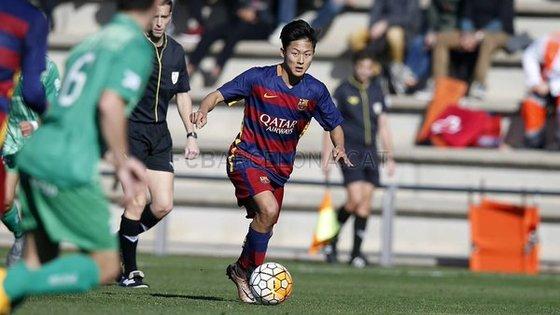 본문 이미지 - 이승우(18·바르셀로나 후베닐A) (FC바르셀로나 트위터) ⓒ News1