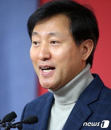 본문 이미지 - 오세훈 전 서울시장. 2016.1.17/뉴스1 ⓒ News1 오대일 기자