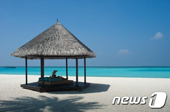 본문 이미지 - 몰디브 선 시암 이루푸시 리조트는 2016년 설을 맞아 사전 예매 특가를 선보인다.  (몰디브 이루푸시 제공) ⓒ News1 travel