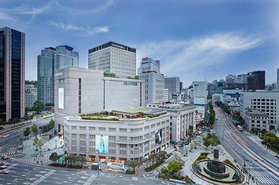 본문 이미지 - 신세계백화점 본점 전경. 사진제공 = 신세계백화점. ⓒ News1