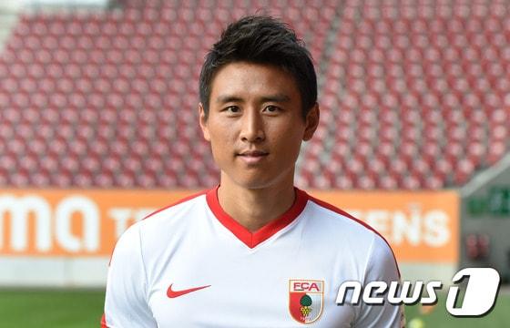 본문 이미지 - 아우크스부르크의 구자철(28). ⓒ AFP=News1