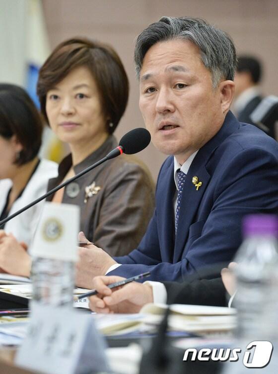 본문 이미지 - 표창원 더불어민주당 의원