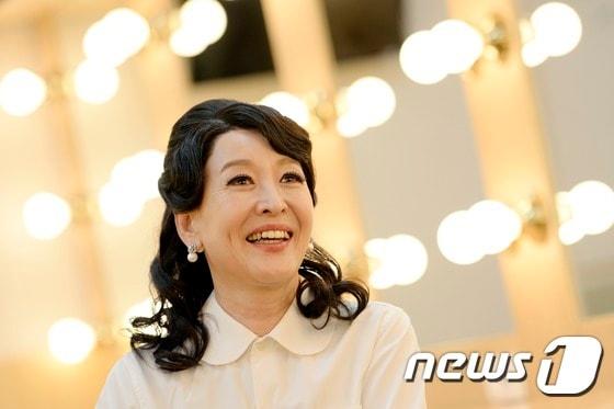 본문 이미지 -  배우 윤석화 /뉴스1 ⓒ News1 안은나 기자